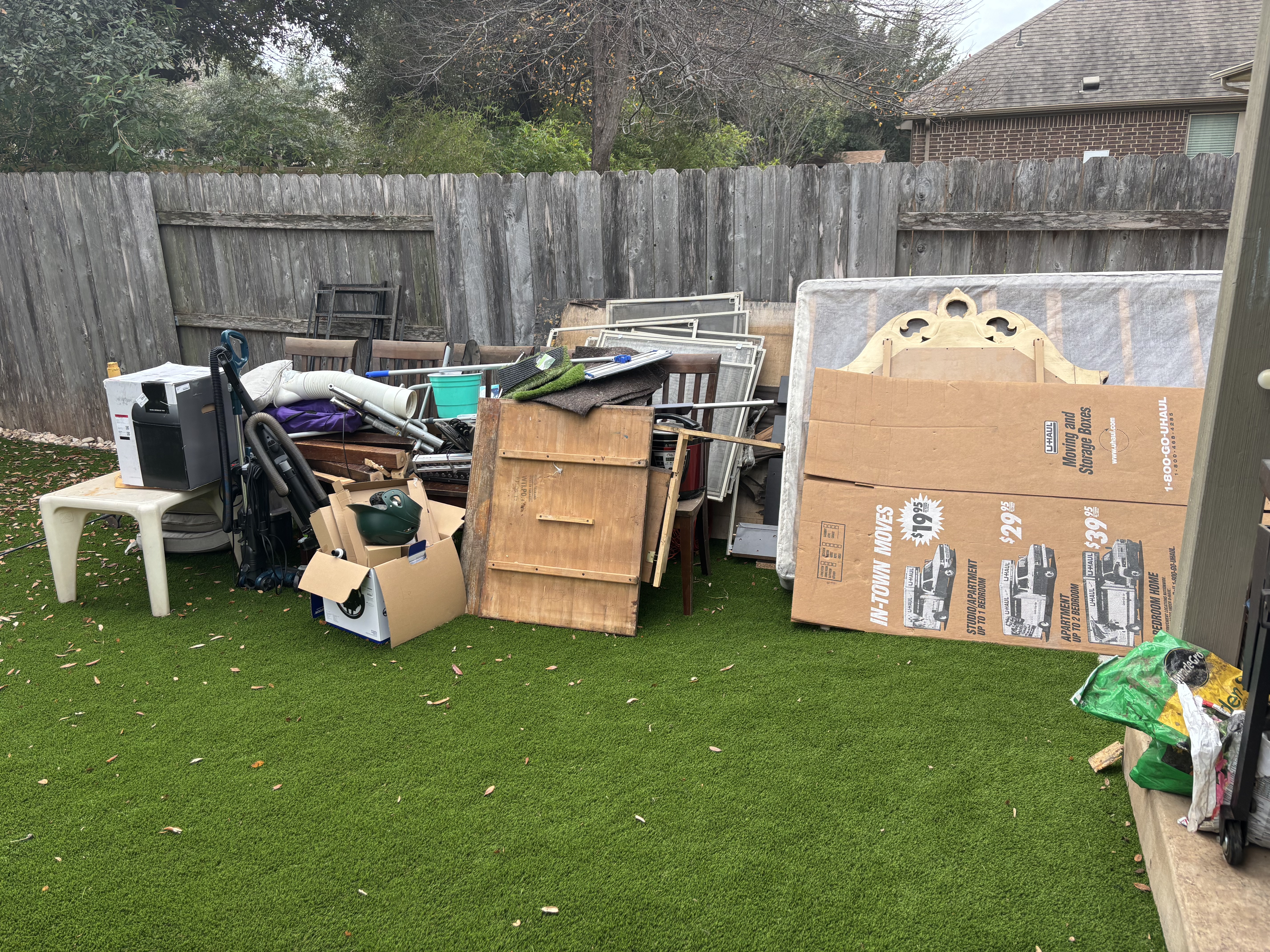 Same-Day Junk Removal Pros team with trailer Seattle